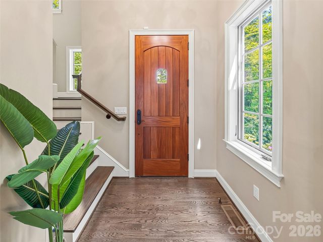 732 Streamside Drive, Arden, NC 28704