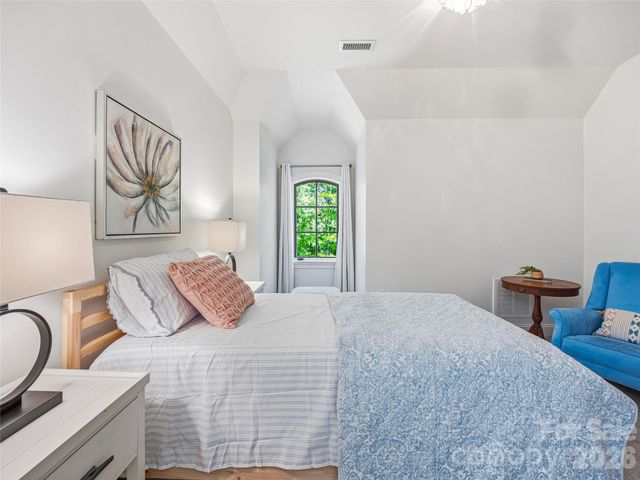 732 Streamside Drive, Arden, NC 28704