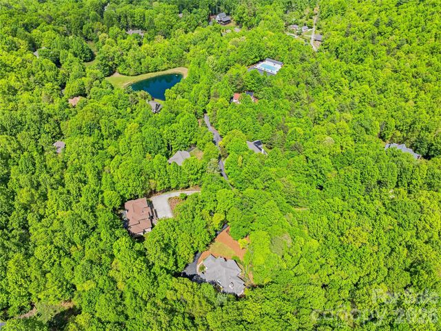 732 Streamside Drive, Arden, NC 28704