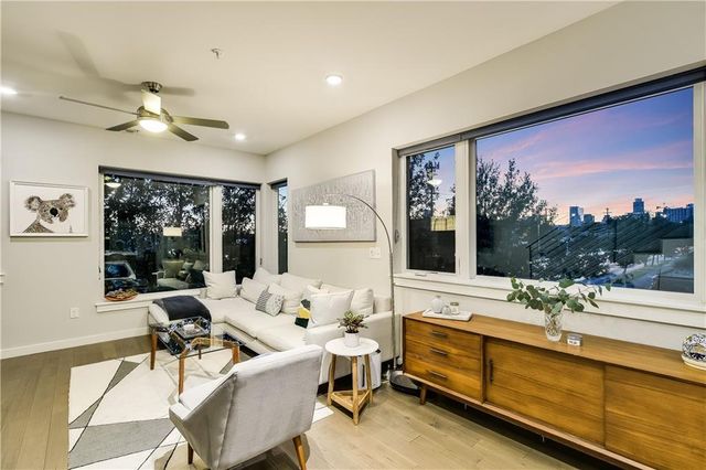 2002 E 7th ST 201, Austin, TX 78702