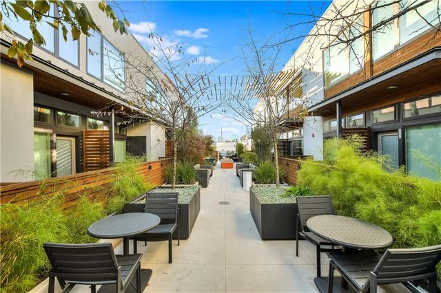 2002 E 7th ST 201, Austin, TX 78702