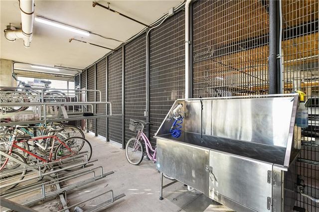 2002 E 7th ST 201, Austin, TX 78702