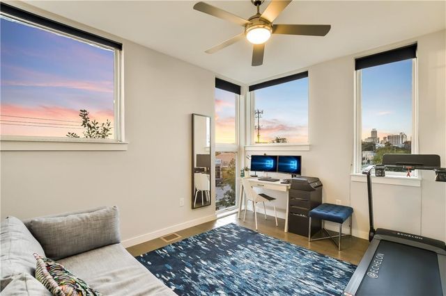 2002 E 7th ST 201, Austin, TX 78702