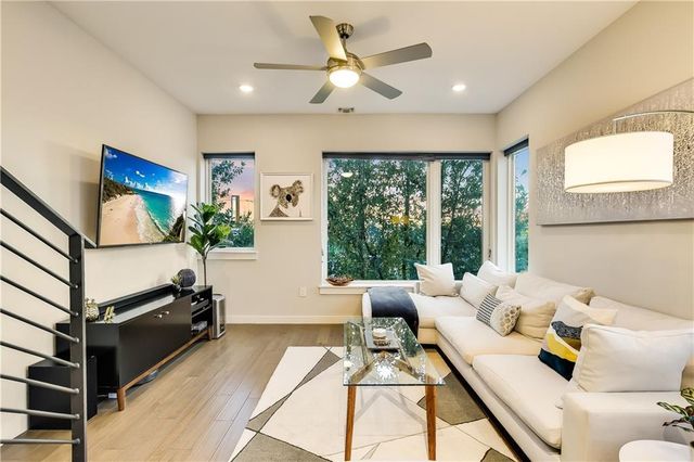 2002 E 7th ST 201, Austin, TX 78702