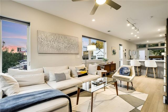 2002 E 7th ST 201, Austin, TX 78702