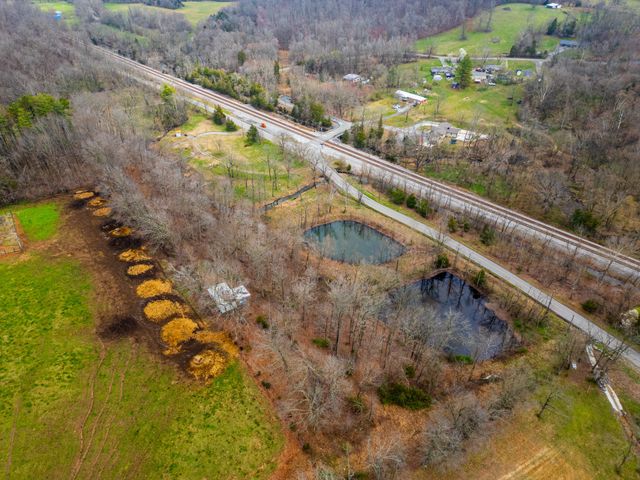 1500 Old Gallatin Rd, Portland, TN 37148