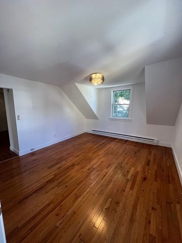9 Lander Avenue 3, Lynn, MA 01902