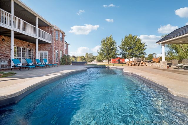 4843 S 81st West Avenue, Tulsa, OK 74107