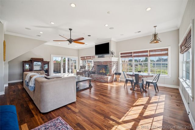 4843 S 81st West Avenue, Tulsa, OK 74107