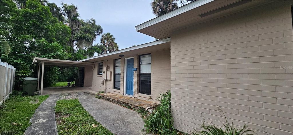 708 MOUND AVENUE, Leesburg, FL 34748