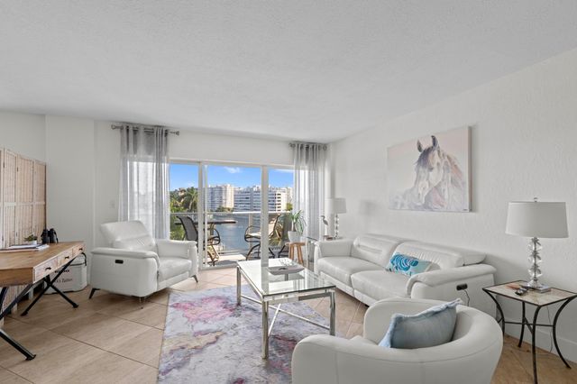 140 NE 28th 604, Pompano Beach, FL 33062