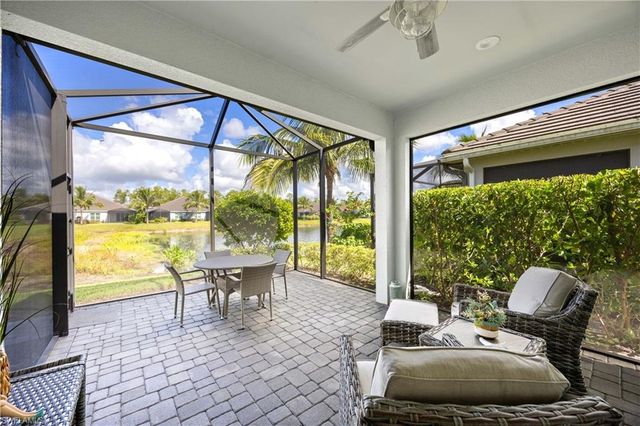 2322 Marquesa CIR, Naples, FL 34112