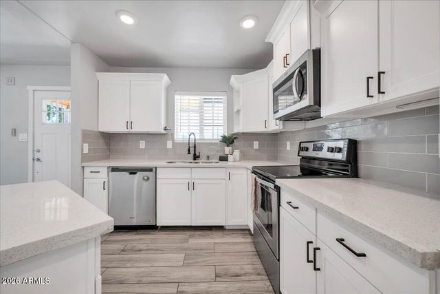 7226 N 23RD Avenue, Phoenix, AZ 85021