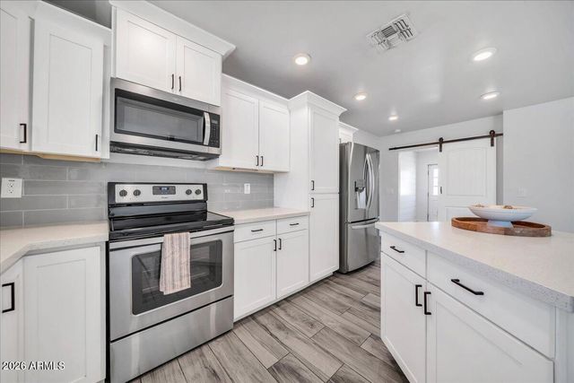 7226 N 23RD Avenue, Phoenix, AZ 85021