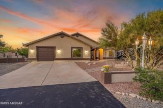 3686 W Flying Diamond Drive, Tucson, AZ 85742