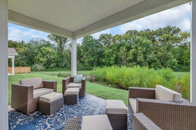 262 Cornice Dr, La Vergne, TN 37086