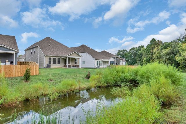 262 Cornice Dr, La Vergne, TN 37086
