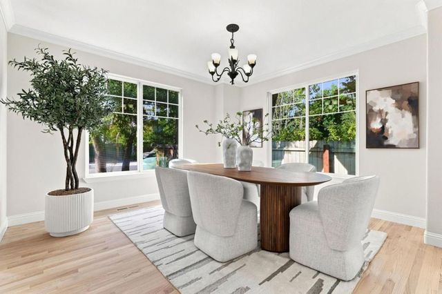 3855 Magnolia Drive, Palo Alto, CA 94306