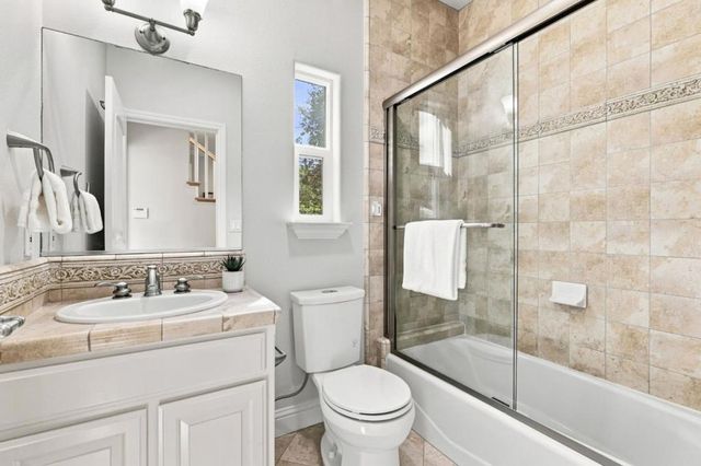 3855 Magnolia Drive, Palo Alto, CA 94306