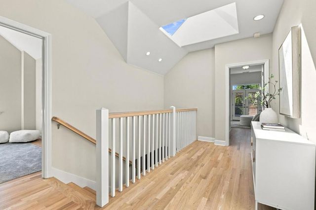 3855 Magnolia Drive, Palo Alto, CA 94306