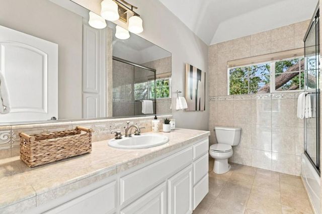 3855 Magnolia Drive, Palo Alto, CA 94306