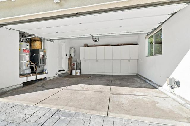 3855 Magnolia Drive, Palo Alto, CA 94306