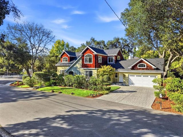 3855 Magnolia Drive, Palo Alto, CA 94306