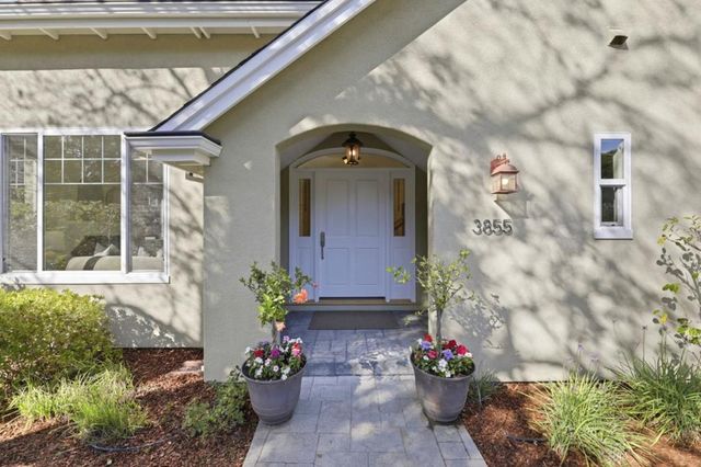 3855 Magnolia Drive, Palo Alto, CA 94306