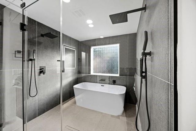 6143 Ella Lee Lane, Houston, TX 77057