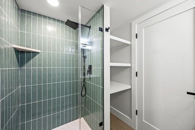 6143 Ella Lee Lane, Houston, TX 77057