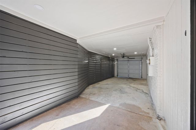 6143 Ella Lee Lane, Houston, TX 77057