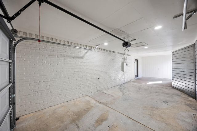 6143 Ella Lee Lane, Houston, TX 77057