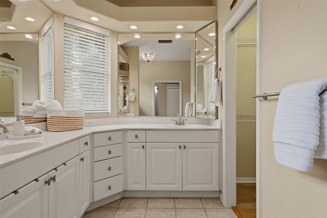 2081 TOCOBAGA LANE, Nokomis, FL 34275