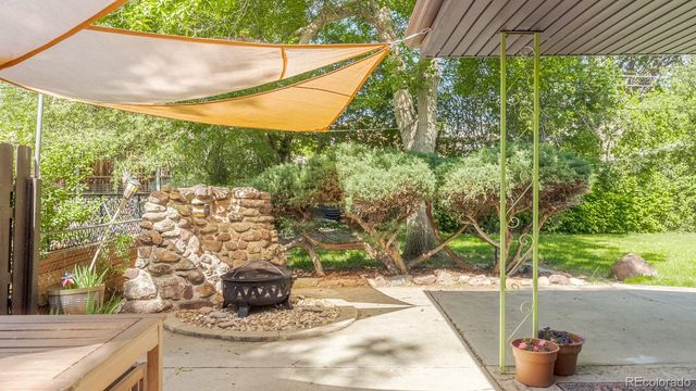 6067 Owens Street, Arvada, CO 80004