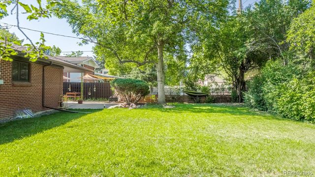6067 Owens Street, Arvada, CO 80004