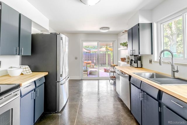 6067 Owens Street, Arvada, CO 80004