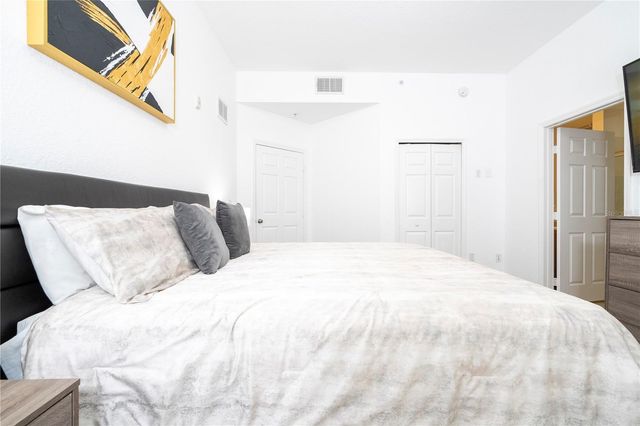 9055 TREASURE TROVE LANE 208, Kissimmee, FL 34747