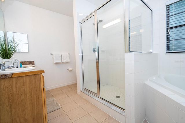 9055 TREASURE TROVE LANE 208, Kissimmee, FL 34747