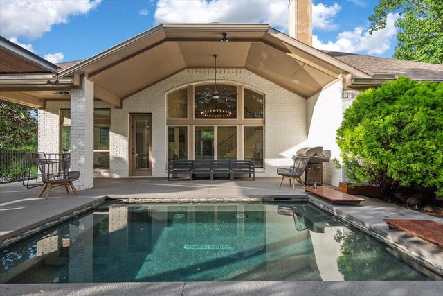 11 Black Spruce Court, Spring, TX 77389