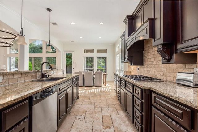 11 Black Spruce Court, Spring, TX 77389