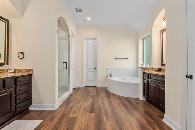 11 Black Spruce Court, Spring, TX 77389