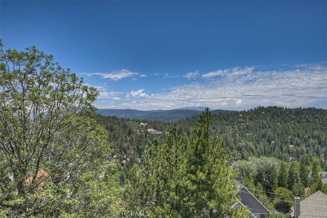 885 Del Norte, Lake Arrowhead, CA 92352