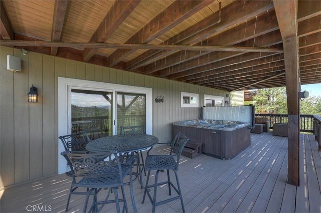885 Del Norte, Lake Arrowhead, CA 92352