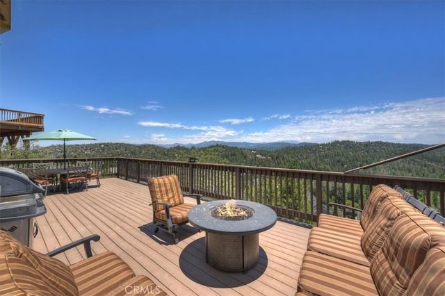 885 Del Norte, Lake Arrowhead, CA 92352