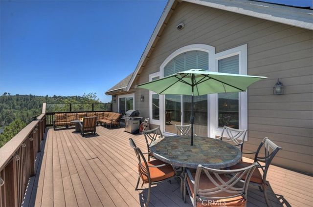 885 Del Norte, Lake Arrowhead, CA 92352