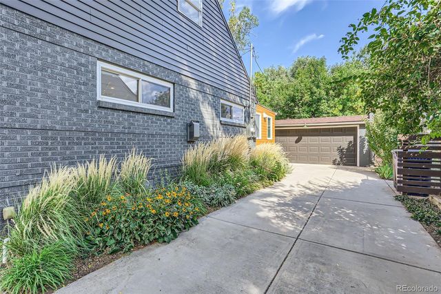 2960 S Vine St, Denver, CO 80210