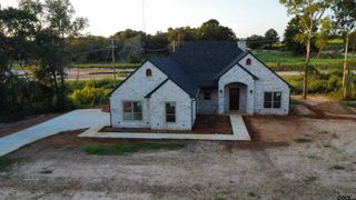 16610 Meadow Crest Dr, Lindale, TX 75771