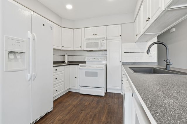 39531 Willmarth Street, Harrison Twp, MI 48045