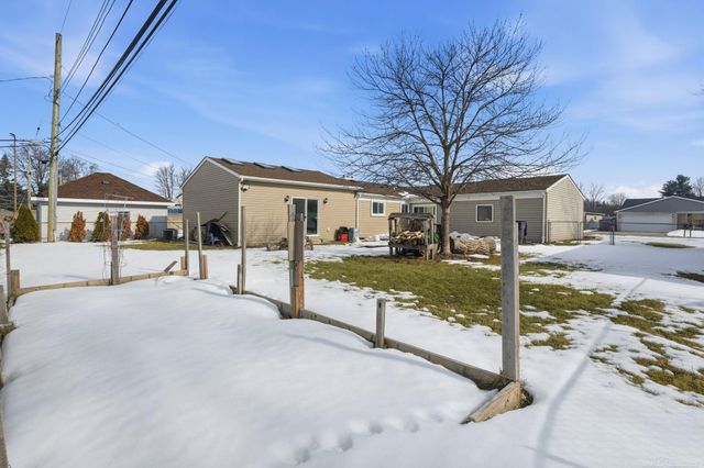 39531 Willmarth Street, Harrison Twp, MI 48045