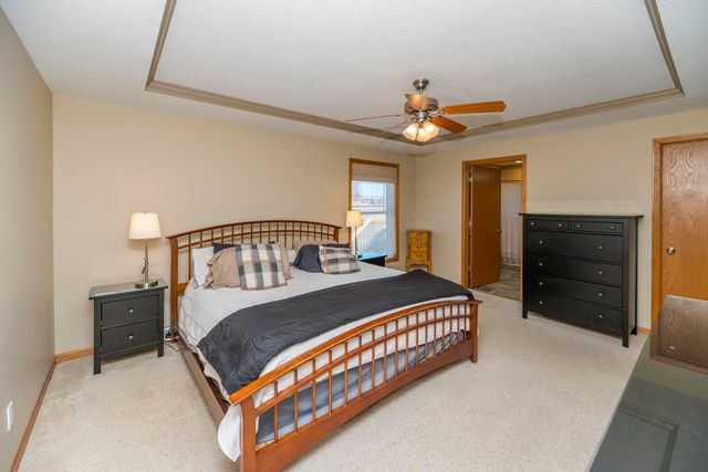 9325 E ST CHARLES RD, Columbia, MO 65202